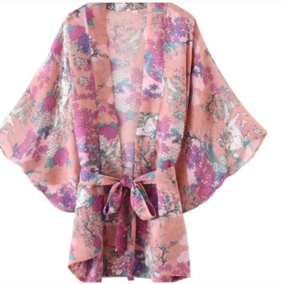 RESTOCKED! 5⭐️ Bohemian Horse Kimono - Picture 4 of 8